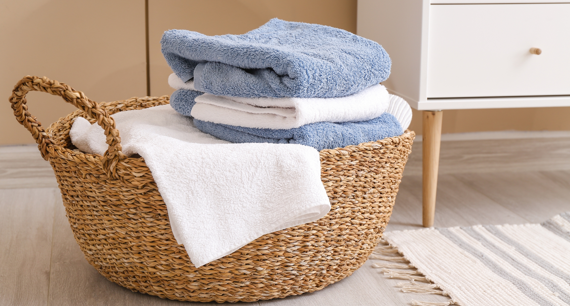 inshanti pure essential oils laundry kit wool balls fresh linen pure essential oil blend